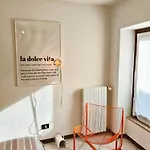 Apartment Old Town With Terrace - Live Peschiera del Garda