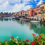 Apartment Old Town With Terrace - Live