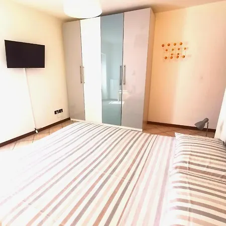 Old Town With Terrace - Live * Πεσκιέρα ντελ Γκάρντα